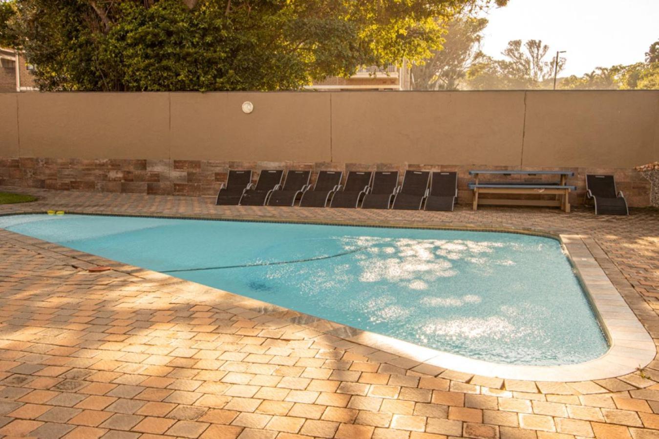 Saints View Unit 1 Apartment Uvongo Beach